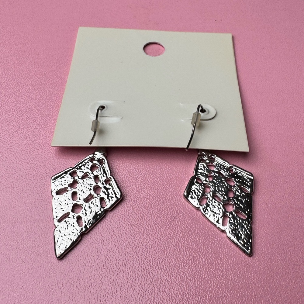 Kirra Pink & Silver Diamond-Shaped Drop Earrings – NWT, Y2K Earrings - Picture 3 of 3